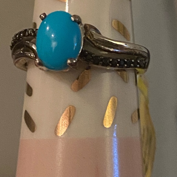 Sleeping beauty turquoise ring with black diamond accents. Size 6 1/2. 925 - Picture 4 of 6